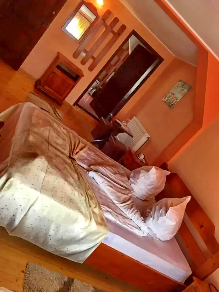 Bazna Cazare | Pensiune (K1172-8) Imaginea poate fi supusă drepturilor de autor. Se recomandă contactarea titularului drepturilor. Bazna Cazare | Pensiune (K1172-8) Imaginea poate fi supusă drepturilor de autor. Se recomandă contactarea titularului drepturilor.