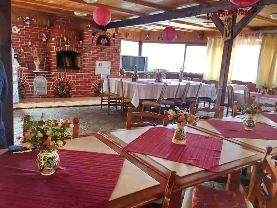 Bazna Cazare | Motel (K1172-25) Imaginea poate fi supusă drepturilor de autor. Se recomandă contactarea titularului drepturilor.