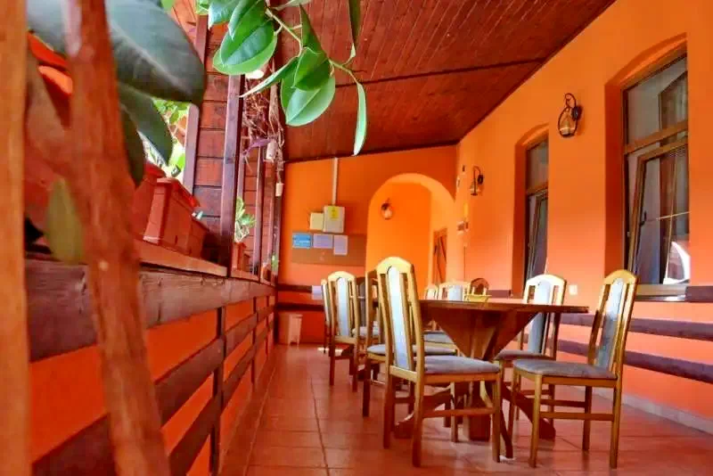 Bazna Cazare | Motel (K1172-32) Imaginea poate fi supusă drepturilor de autor. Se recomandă contactarea titularului drepturilor.