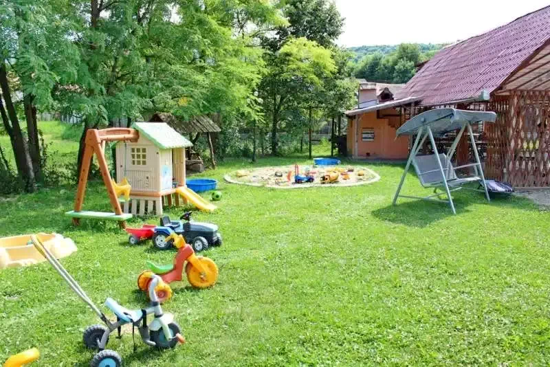 Bázna Szállás | Panzió (K1172-35) A kép szerzői jogvédelem alatt állhat. Javasolt a kapcsolatfelvétel a jog tulajdonossal. Bázna Szállás | Panzió (K1172-35) A kép szerzői jogvédelem alatt állhat. Javasolt a kapcsolatfelvétel a jog tulajdonossal.