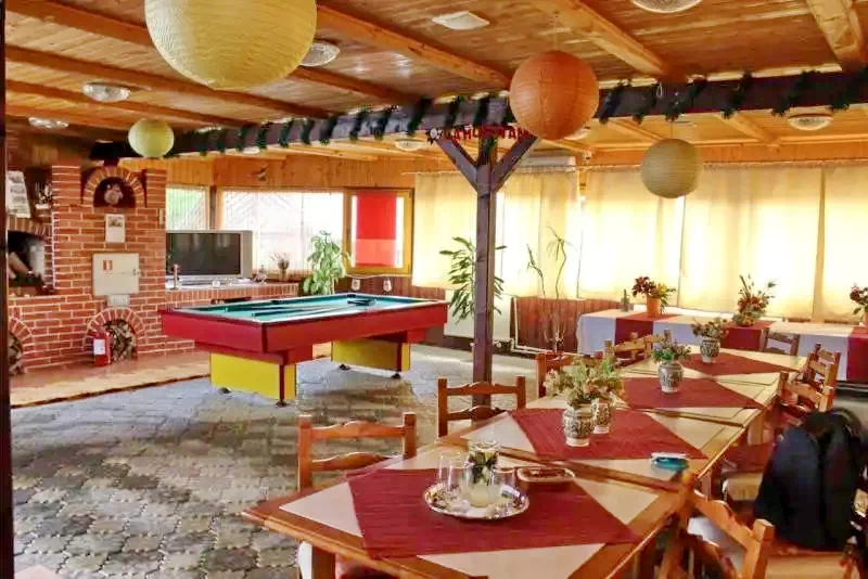 Bazna Cazare | Pensiune (K1172-39) Imaginea poate fi supusă drepturilor de autor. Se recomandă contactarea titularului drepturilor. Bazna Cazare | Pensiune (K1172-39) Imaginea poate fi supusă drepturilor de autor. Se recomandă contactarea titularului drepturilor.