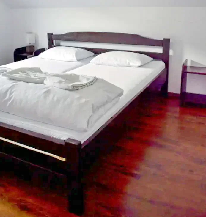 Câmpu Cetății Cazare | Sat de vacanță (K0992-12) Imaginea poate fi supusă drepturilor de autor. Se recomandă contactarea titularului drepturilor.