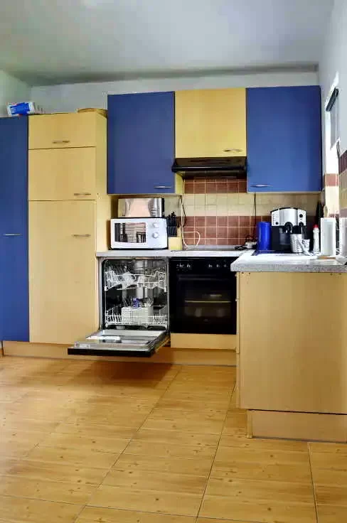 Vármező Szállás | Kulcsosház (K0992-22) A kép szerzői jogvédelem alatt állhat. Javasolt a kapcsolatfelvétel a jog tulajdonossal. Vármező Szállás | Kulcsosház (K0992-22) A kép szerzői jogvédelem alatt állhat. Javasolt a kapcsolatfelvétel a jog tulajdonossal.