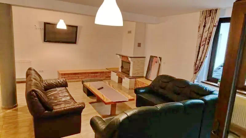 Vármező Szállás | Kulcsosház / Turisztikai faház (K1133-1) A kép szerzői jogvédelem alatt állhat. Javasolt a kapcsolatfelvétel a jog tulajdonossal.