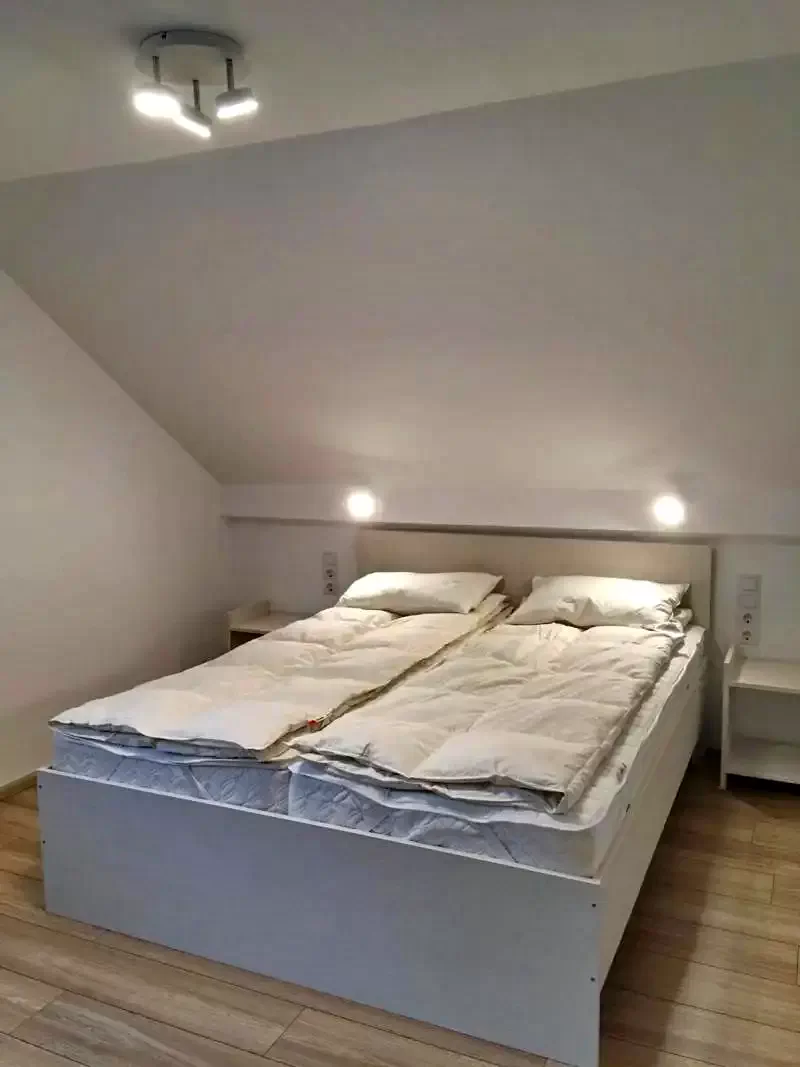 Câmpu Cetății Cazare | Cabană (K1133-16) Imaginea poate fi supusă drepturilor de autor. Se recomandă contactarea titularului drepturilor. Câmpu Cetății Cazare | Cabană (K1133-16) Imaginea poate fi supusă drepturilor de autor. Se recomandă contactarea titularului drepturilor.