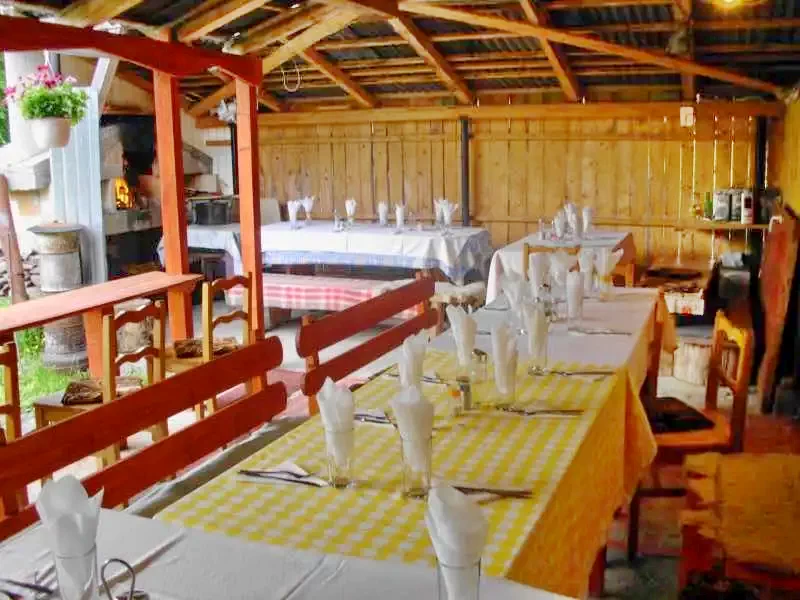 Szállás Arieșeni - Pensiune Poarta Arieșului** | Aranyoslápos - Poarta Arieșului Panzió**. A kép szerzői jogvédelem alatt állhat. Javasolt a kapcsolatfelvétel a jog tulajdonossal.