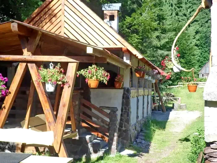 Arieșeni Cazare | Motel (K0993-17) Imaginea poate fi supusă drepturilor de autor. Se recomandă contactarea titularului drepturilor.