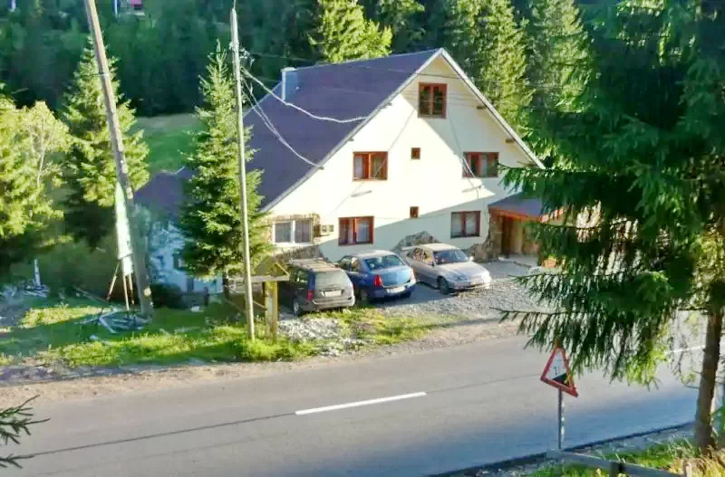 Arieșeni Cazare | Motel (K0993-37) Imaginea poate fi supusă drepturilor de autor. Se recomandă contactarea titularului drepturilor.