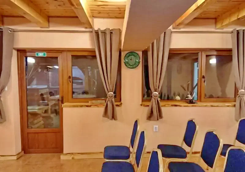 Săcele Cazare | Motel (K0088-8) Imaginea poate fi supusă drepturilor de autor. Se recomandă contactarea titularului drepturilor.