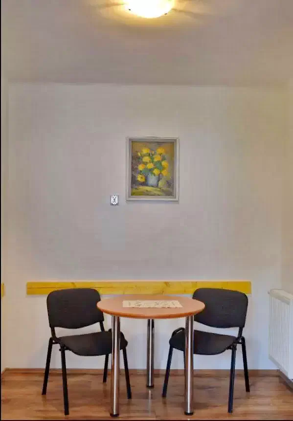 Négyfalu Szállás | Motel (K0088-32) A kép szerzői jogvédelem alatt állhat. Javasolt a kapcsolatfelvétel a jog tulajdonossal.