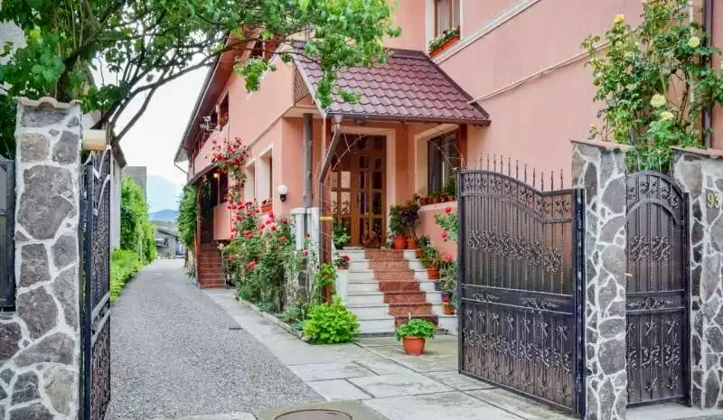 Négyfalu Szállás | Motel (K0088-49) A kép szerzői jogvédelem alatt állhat. Javasolt a kapcsolatfelvétel a jog tulajdonossal.