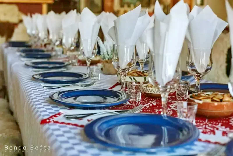 Kovászna Szállás | Motel (K1365-8) A kép szerzői jogvédelem alatt állhat. Javasolt a kapcsolatfelvétel a jog tulajdonossal.