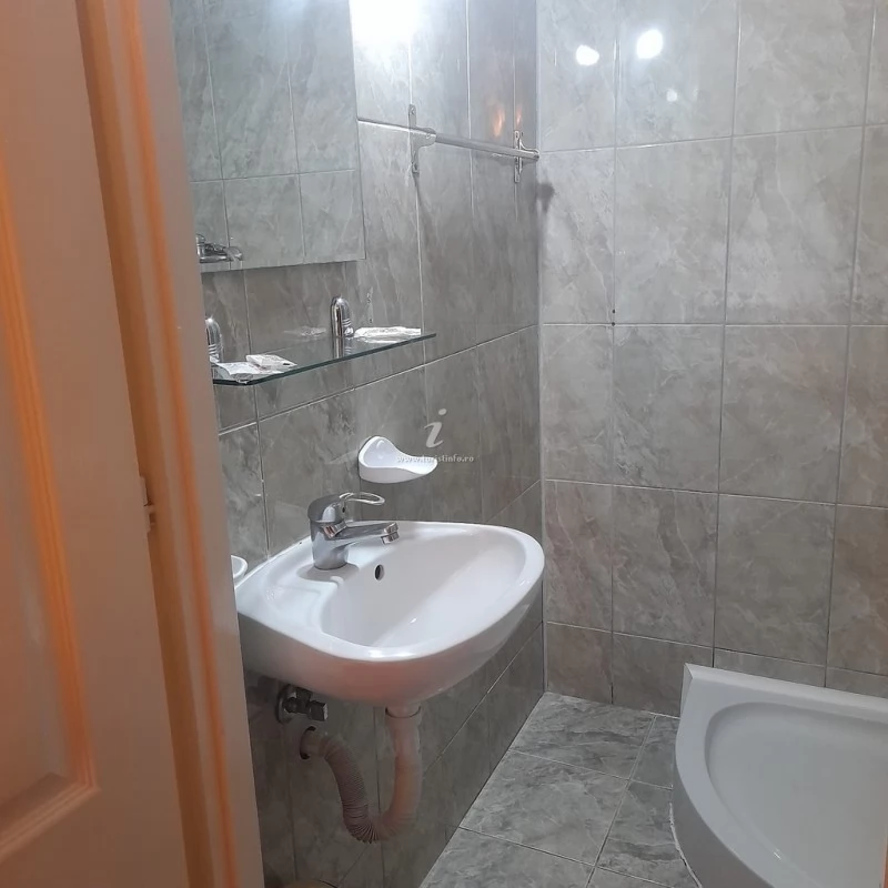 Gyilkostó Szállás | Panzió (K0922-10) A kép szerzői jogvédelem alatt állhat. Javasolt a kapcsolatfelvétel a jog tulajdonossal. Gyilkostó Szállás | Panzió (K0922-10) A kép szerzői jogvédelem alatt állhat. Javasolt a kapcsolatfelvétel a jog tulajdonossal.