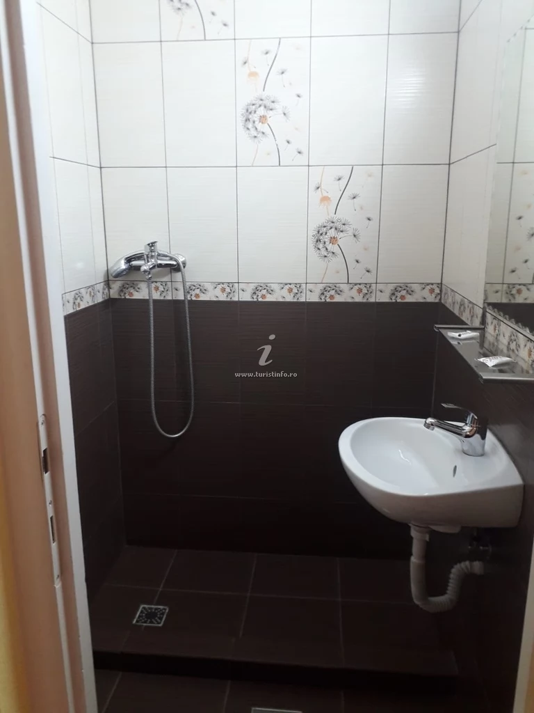 Gyilkostó Szállás | Panzió (K0922-11) A kép szerzői jogvédelem alatt állhat. Javasolt a kapcsolatfelvétel a jog tulajdonossal. Gyilkostó Szállás | Panzió (K0922-11) A kép szerzői jogvédelem alatt állhat. Javasolt a kapcsolatfelvétel a jog tulajdonossal.