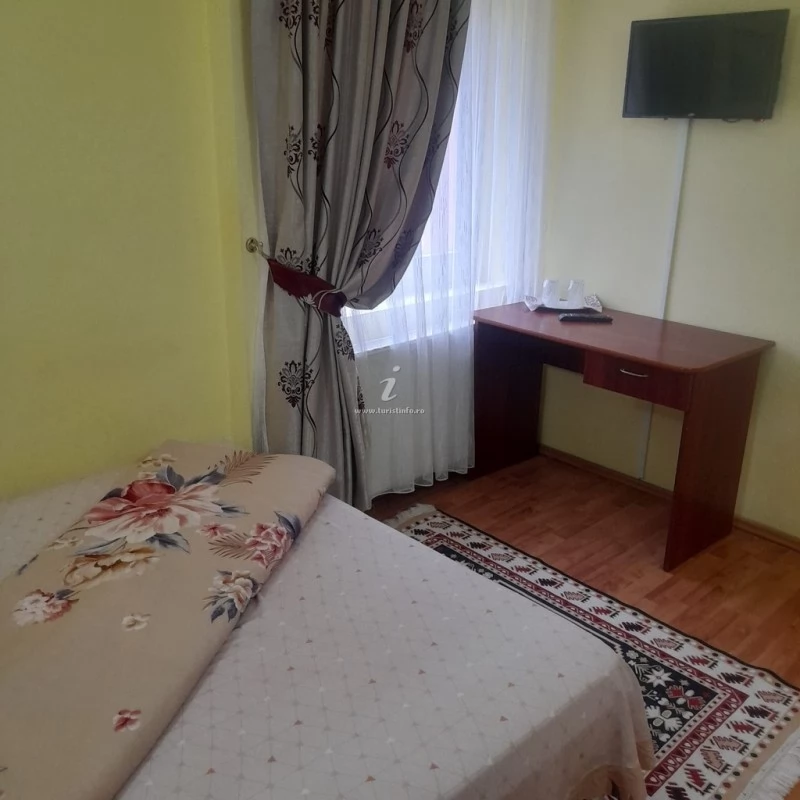 Gyilkostó Szállás | Panzió (K0922-21) A kép szerzői jogvédelem alatt állhat. Javasolt a kapcsolatfelvétel a jog tulajdonossal. Gyilkostó Szállás | Panzió (K0922-21) A kép szerzői jogvédelem alatt állhat. Javasolt a kapcsolatfelvétel a jog tulajdonossal.