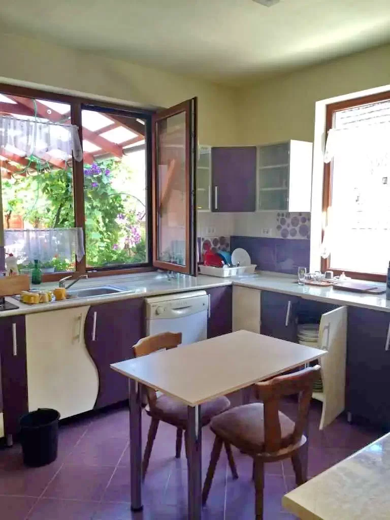 Várasfenes Szállás | Motel (K1038-3) A kép szerzői jogvédelem alatt állhat. Javasolt a kapcsolatfelvétel a jog tulajdonossal.