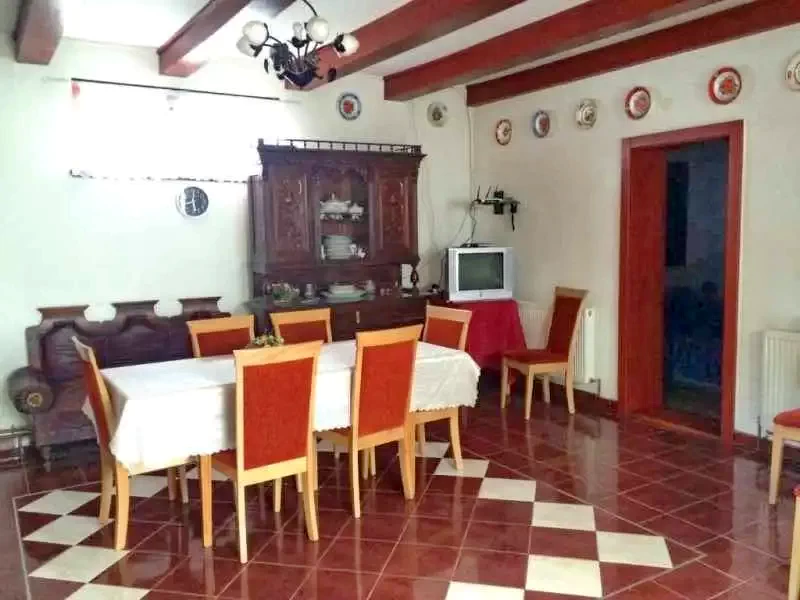 Finiș Cazare | Motel (K1038-4) Imaginea poate fi supusă drepturilor de autor. Se recomandă contactarea titularului drepturilor.