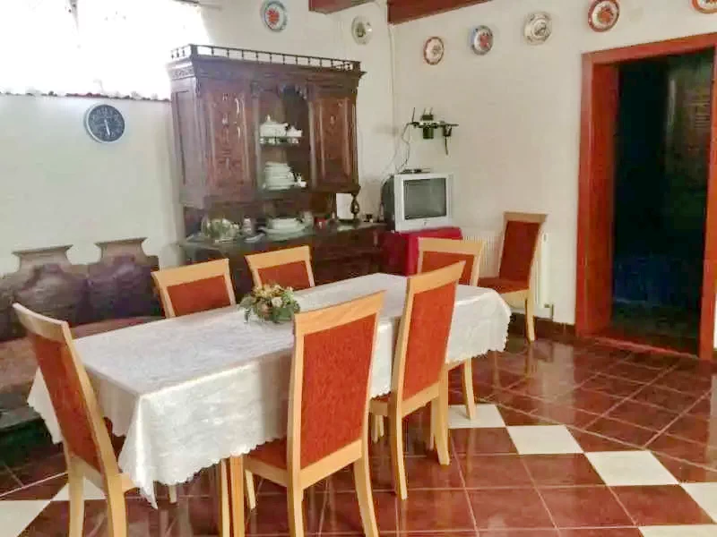 Várasfenes Szállás | Panzió (K1038-5) A kép szerzői jogvédelem alatt állhat. Javasolt a kapcsolatfelvétel a jog tulajdonossal. Várasfenes Szállás | Panzió (K1038-5) A kép szerzői jogvédelem alatt állhat. Javasolt a kapcsolatfelvétel a jog tulajdonossal.