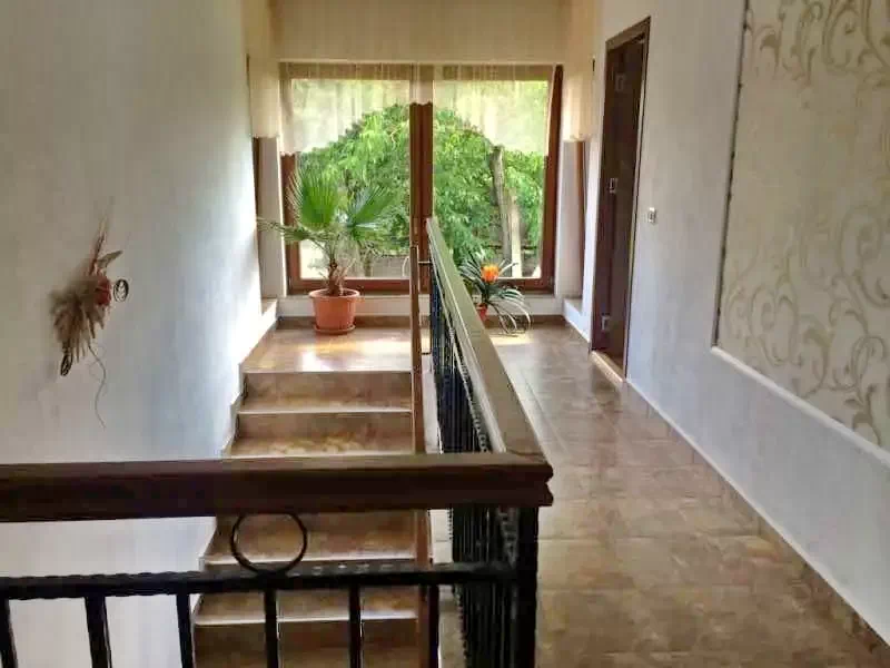 Finiș Cazare | Motel (K1038-18) Imaginea poate fi supusă drepturilor de autor. Se recomandă contactarea titularului drepturilor.