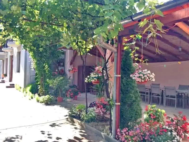 Finiș Cazare | Motel (K1038-34) Imaginea poate fi supusă drepturilor de autor. Se recomandă contactarea titularului drepturilor.