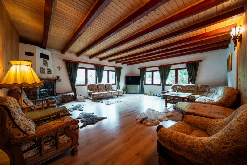 Izvoare Cazare | Cabană (K0225-2) Imaginea poate fi supusă drepturilor de autor. Se recomandă contactarea titularului drepturilor. Izvoare Cazare | Cabană (K0225-2) Imaginea poate fi supusă drepturilor de autor. Se recomandă contactarea titularului drepturilor.