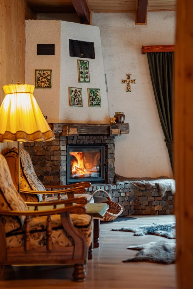 Izvoare Cazare | Cabană (K0225-58) Imaginea poate fi supusă drepturilor de autor. Se recomandă contactarea titularului drepturilor. Izvoare Cazare | Cabană (K0225-58) Imaginea poate fi supusă drepturilor de autor. Se recomandă contactarea titularului drepturilor.