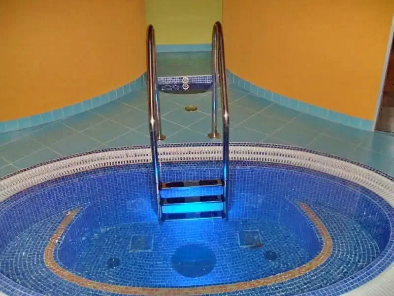  Cazare | Hotel*** (K0681-22) Imaginea poate fi supusă drepturilor de autor. Se recomandă contactarea titularului drepturilor.