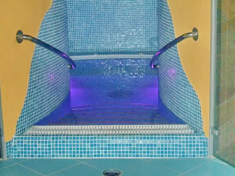  Cazare | Pensiune turistică (K0681-31) Imaginea poate fi supusă drepturilor de autor. Se recomandă contactarea titularului drepturilor.