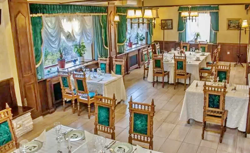 Mișcolț Cazare | Pensiune turistică (K0856-7) Imaginea poate fi supusă drepturilor de autor. Se recomandă contactarea titularului drepturilor.