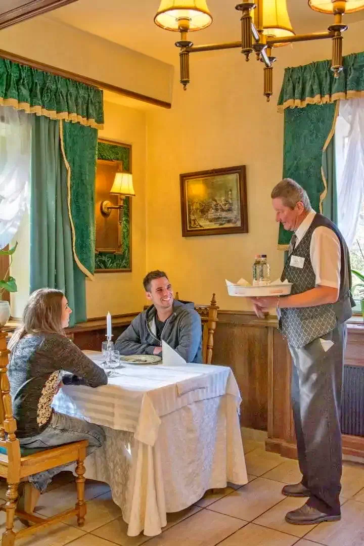 Mișcolț Cazare | Pensiune turistică (K0856-54) Imaginea poate fi supusă drepturilor de autor. Se recomandă contactarea titularului drepturilor.