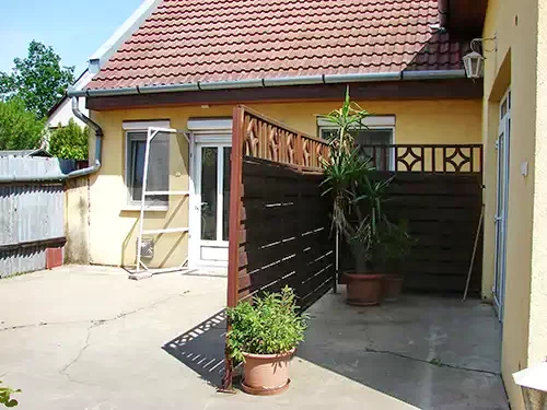 Hajdúszoboszló Szállás | Kulcsosház (K0795-13) A kép szerzői jogvédelem alatt állhat. Javasolt a kapcsolatfelvétel a jog tulajdonossal.