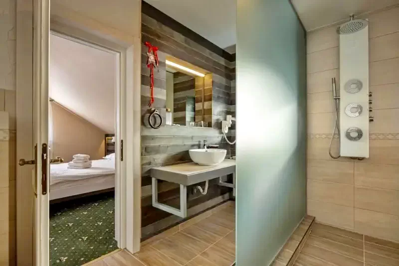 Zernest Szállás | Motel (K1118-4) A kép szerzői jogvédelem alatt állhat. Javasolt a kapcsolatfelvétel a jog tulajdonossal.