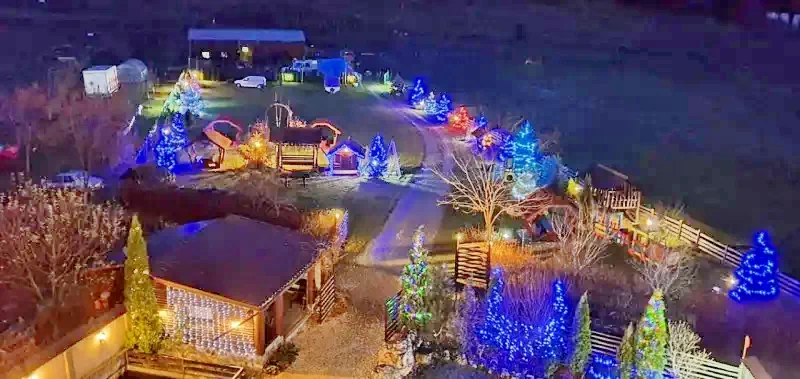 Zărnești Cazare | Motel (K1118-11) Imaginea poate fi supusă drepturilor de autor. Se recomandă contactarea titularului drepturilor.