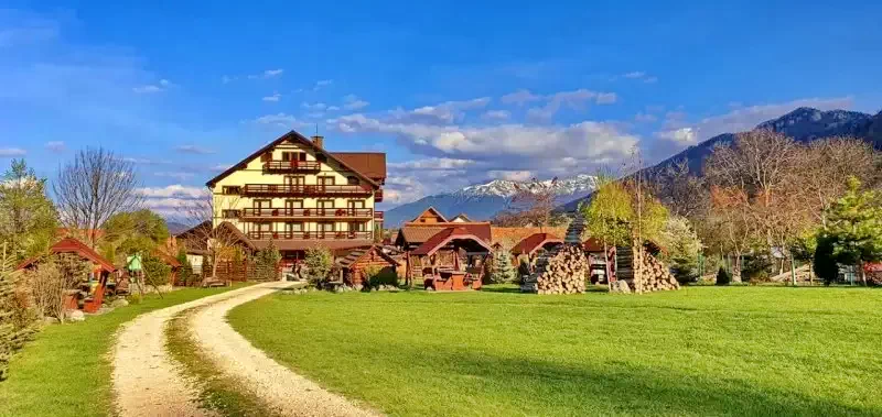 Zărnești Cazare | Pensiune (K1118-14) Imaginea poate fi supusă drepturilor de autor. Se recomandă contactarea titularului drepturilor. Zărnești Cazare | Pensiune (K1118-14) Imaginea poate fi supusă drepturilor de autor. Se recomandă contactarea titularului drepturilor.