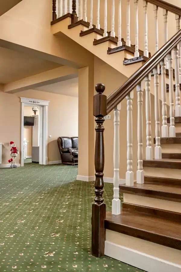 Zărnești Cazare | Motel (K1118-15) Imaginea poate fi supusă drepturilor de autor. Se recomandă contactarea titularului drepturilor.