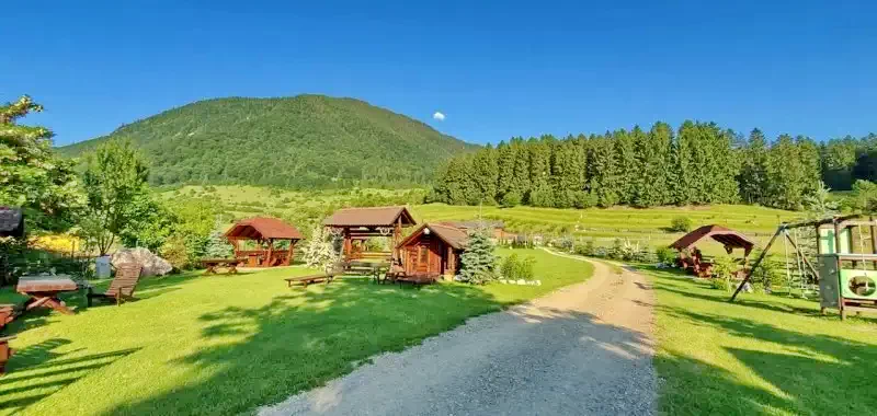 Zărnești Cazare | Pensiune (K1118-33) Imaginea poate fi supusă drepturilor de autor. Se recomandă contactarea titularului drepturilor. Zărnești Cazare | Pensiune (K1118-33) Imaginea poate fi supusă drepturilor de autor. Se recomandă contactarea titularului drepturilor.