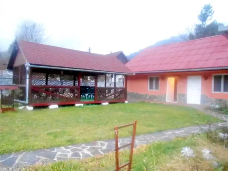 Băile Tușnad Cazare | Sat de vacanță (K0414-9) Imaginea poate fi supusă drepturilor de autor. Se recomandă contactarea titularului drepturilor.