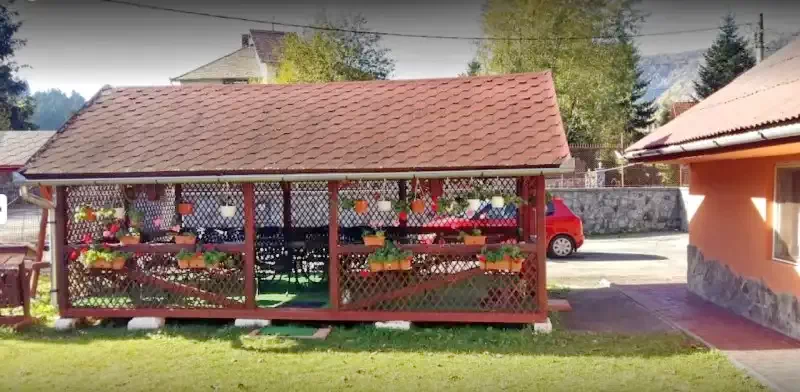 Băile Tușnad Cazare | Sat de vacanță (K0414-13) Imaginea poate fi supusă drepturilor de autor. Se recomandă contactarea titularului drepturilor.