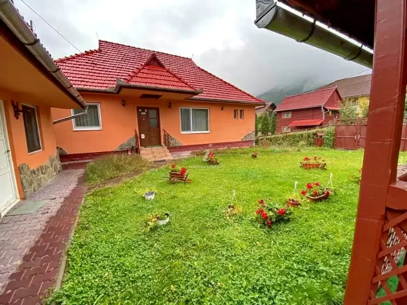 Băile Tușnad Cazare | Sat de vacanță (K0414-17) Imaginea poate fi supusă drepturilor de autor. Se recomandă contactarea titularului drepturilor.