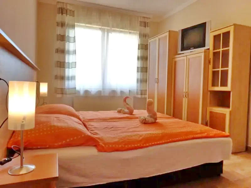  Cazare | Hotel**** (K0200-16) Imaginea poate fi supusă drepturilor de autor. Se recomandă contactarea titularului drepturilor.