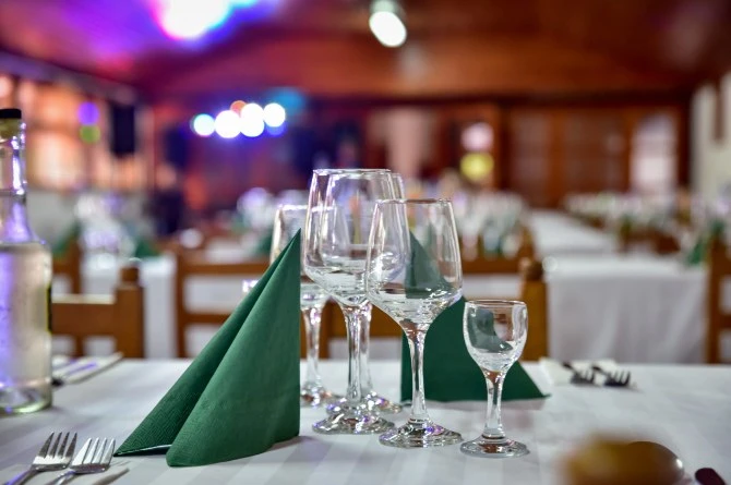 Miercurea Nirajului Cazare | Motel (K1014-2) Imaginea poate fi supusă drepturilor de autor. Se recomandă contactarea titularului drepturilor.