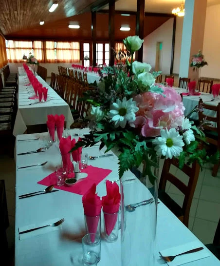 Miercurea Nirajului Cazare | Motel (K1014-5) Imaginea poate fi supusă drepturilor de autor. Se recomandă contactarea titularului drepturilor.