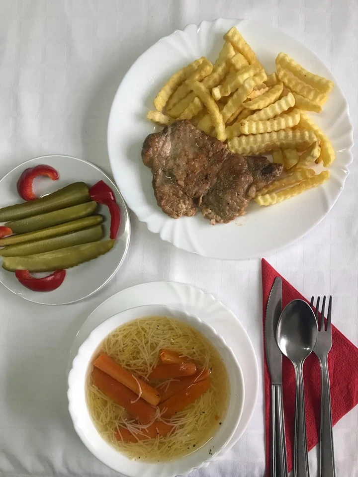 Nyárádszereda Szállás | Motel (K1014-14) A kép szerzői jogvédelem alatt állhat. Javasolt a kapcsolatfelvétel a jog tulajdonossal.