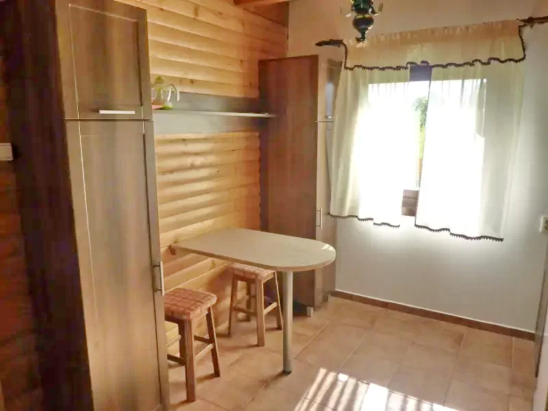 Sub Cetate Cazare | Cabană (K0716-17) Imaginea poate fi supusă drepturilor de autor. Se recomandă contactarea titularului drepturilor. Sub Cetate Cazare | Cabană (K0716-17) Imaginea poate fi supusă drepturilor de autor. Se recomandă contactarea titularului drepturilor.