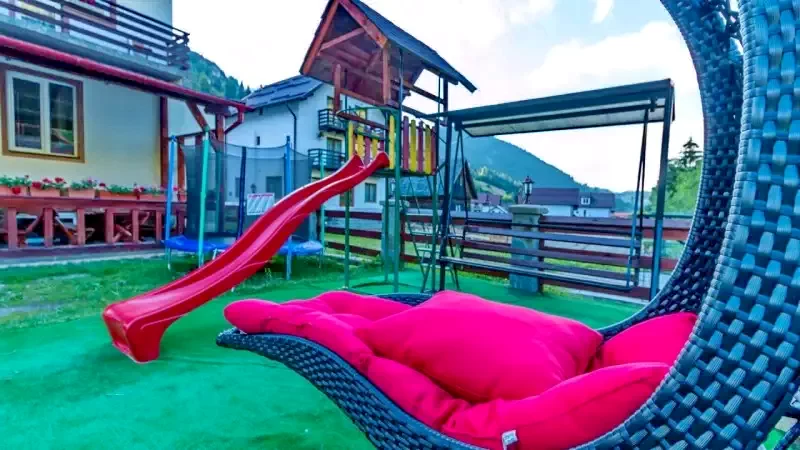 Moieciu de Sus Cazare | Motel (K1382-6) Imaginea poate fi supusă drepturilor de autor. Se recomandă contactarea titularului drepturilor.