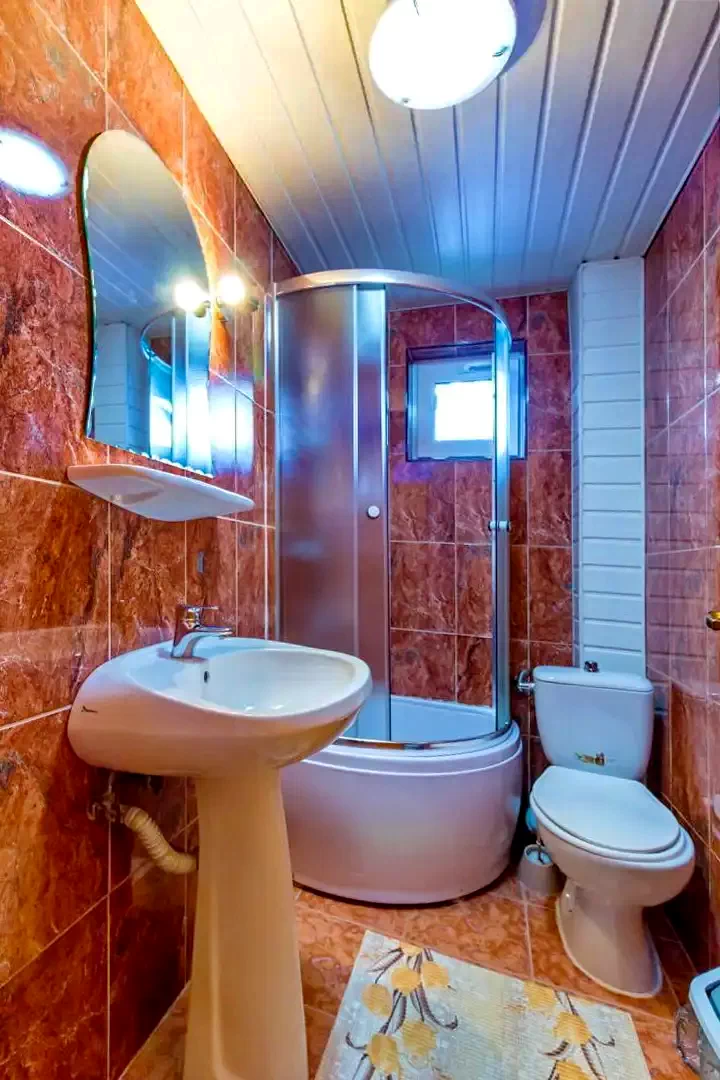 Moieciu de Sus Cazare | Motel (K1382-11) Imaginea poate fi supusă drepturilor de autor. Se recomandă contactarea titularului drepturilor.