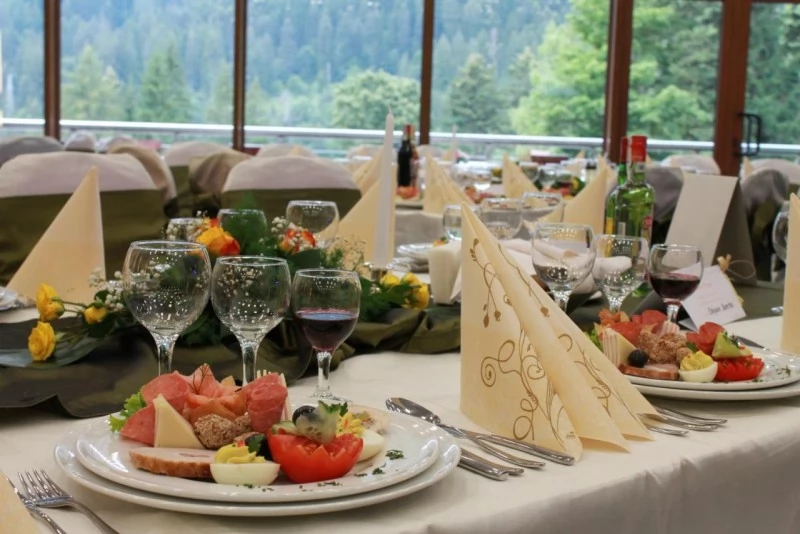 Băile Tușnad Cazare | Hotel*** (K1498-2) Imaginea poate fi supusă drepturilor de autor. Se recomandă contactarea titularului drepturilor. Băile Tușnad Cazare | Hotel*** (K1498-2) Imaginea poate fi supusă drepturilor de autor. Se recomandă contactarea titularului drepturilor.