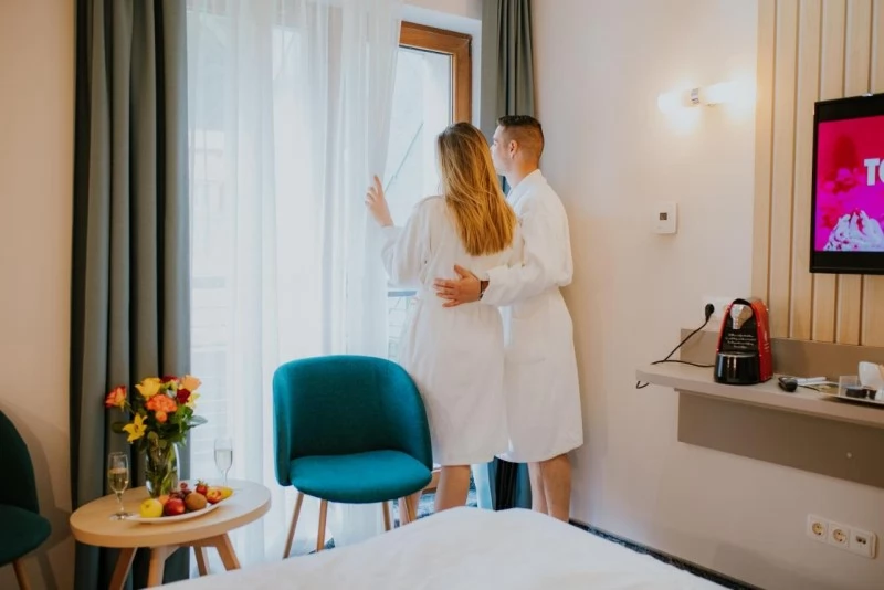 Tusnádfürdő Szállás | Hotel*** (K1498-31) A kép szerzői jogvédelem alatt állhat. Javasolt a kapcsolatfelvétel a jog tulajdonossal. Tusnádfürdő Szállás | Hotel*** (K1498-31) A kép szerzői jogvédelem alatt állhat. Javasolt a kapcsolatfelvétel a jog tulajdonossal.