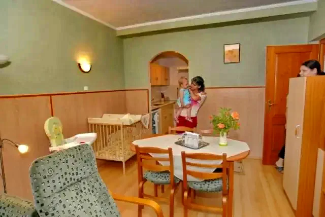 Cazare Gyula / Hőforrás Üdülőszövetkezet és Hotel. Imaginea poate fi supusă drepturilor de autor. Se recomandă contactarea titularului drepturilor.