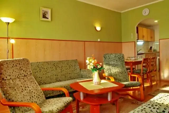 Cazare Gyula / Hőforrás Üdülőszövetkezet és Hotel. Imaginea poate fi supusă drepturilor de autor. Se recomandă contactarea titularului drepturilor.